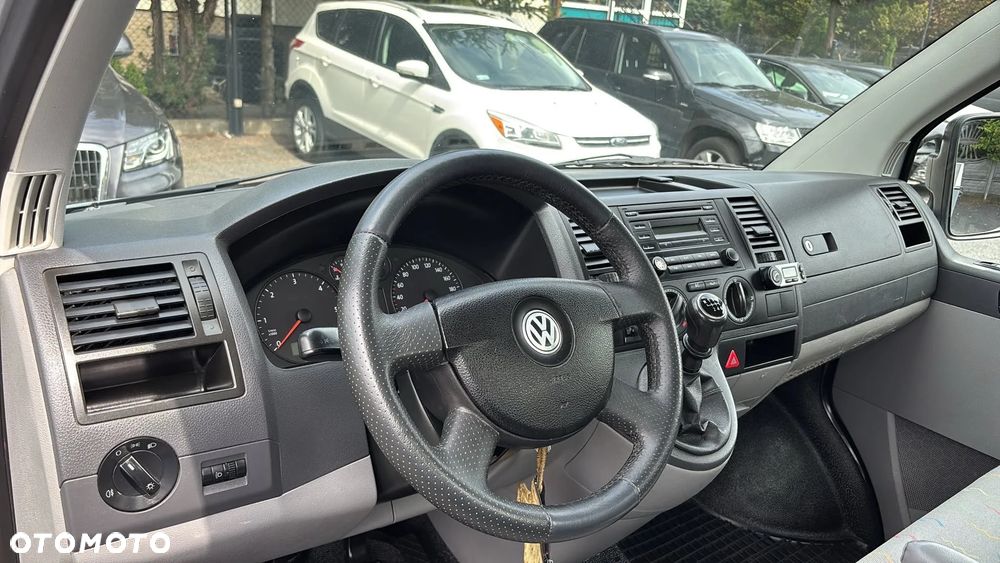 Volkswagen Transporter T5 - 11