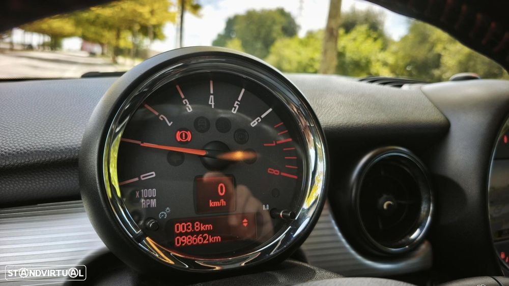 MINI 3 Portas John Cooper Works 153g - 13