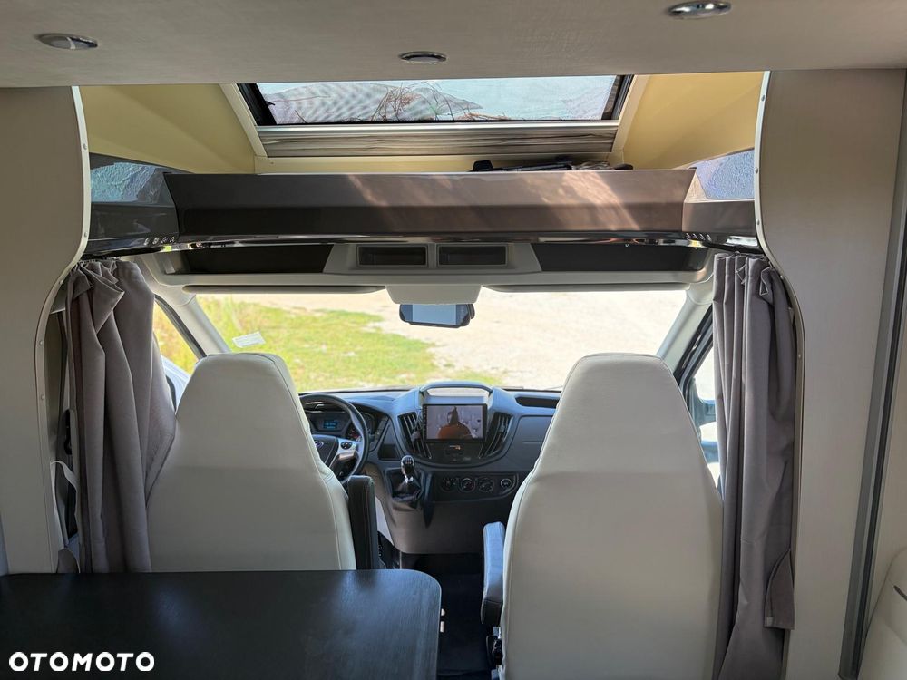 Ford Transit Challenger - 17