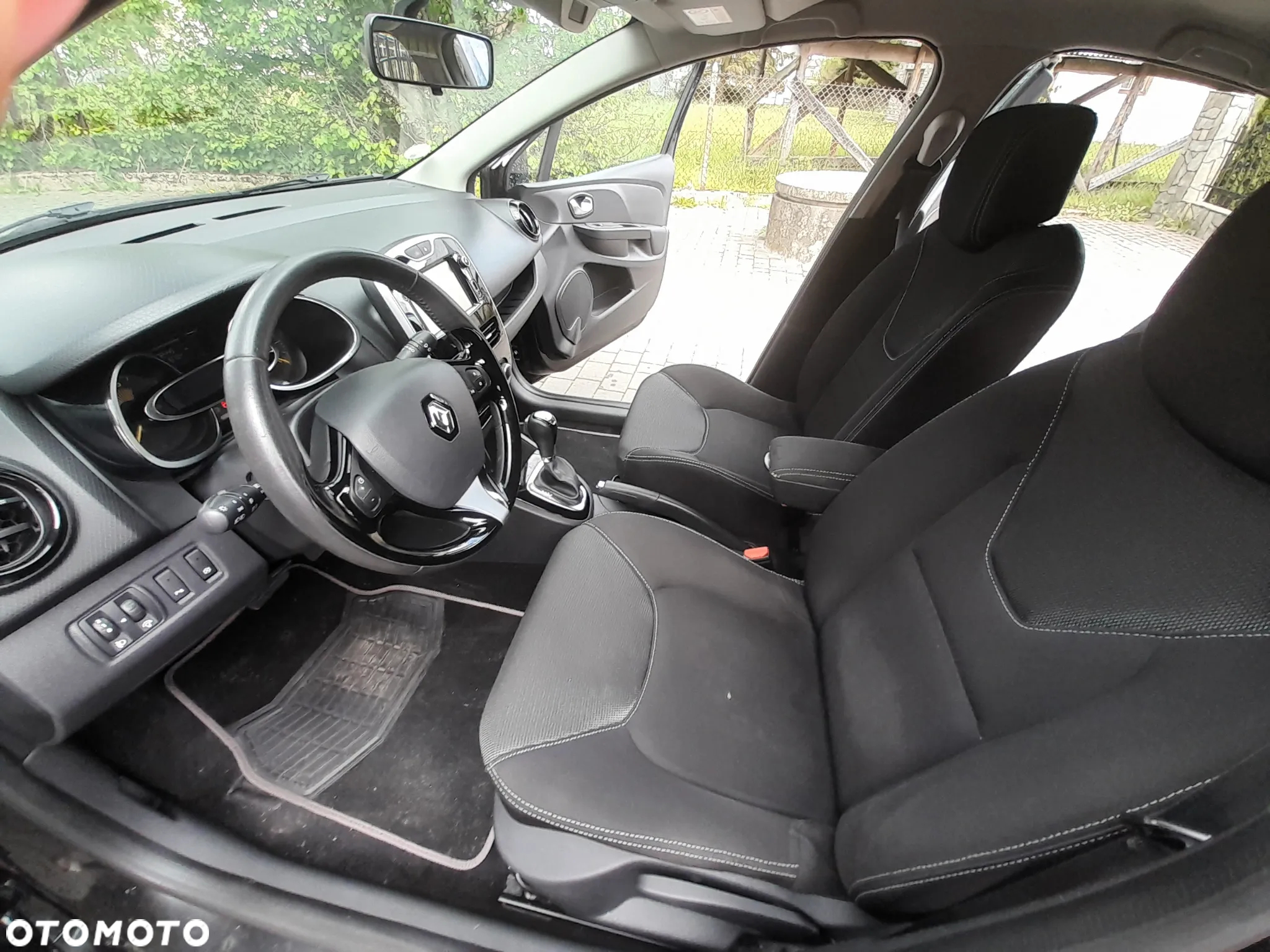 Renault Clio dCi 90 EDC Limited - 13