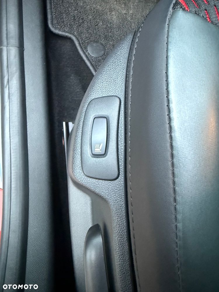 Renault Captur 0.9 Energy TCe Life EU6 - 10