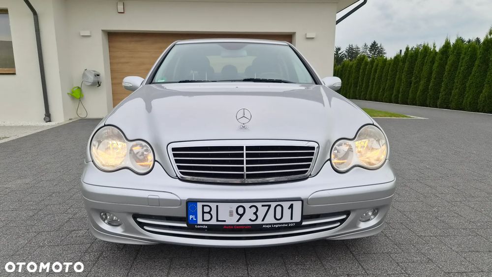 Mercedes-Benz Klasa C 200 Kompressor Classic Sport Edition - 28