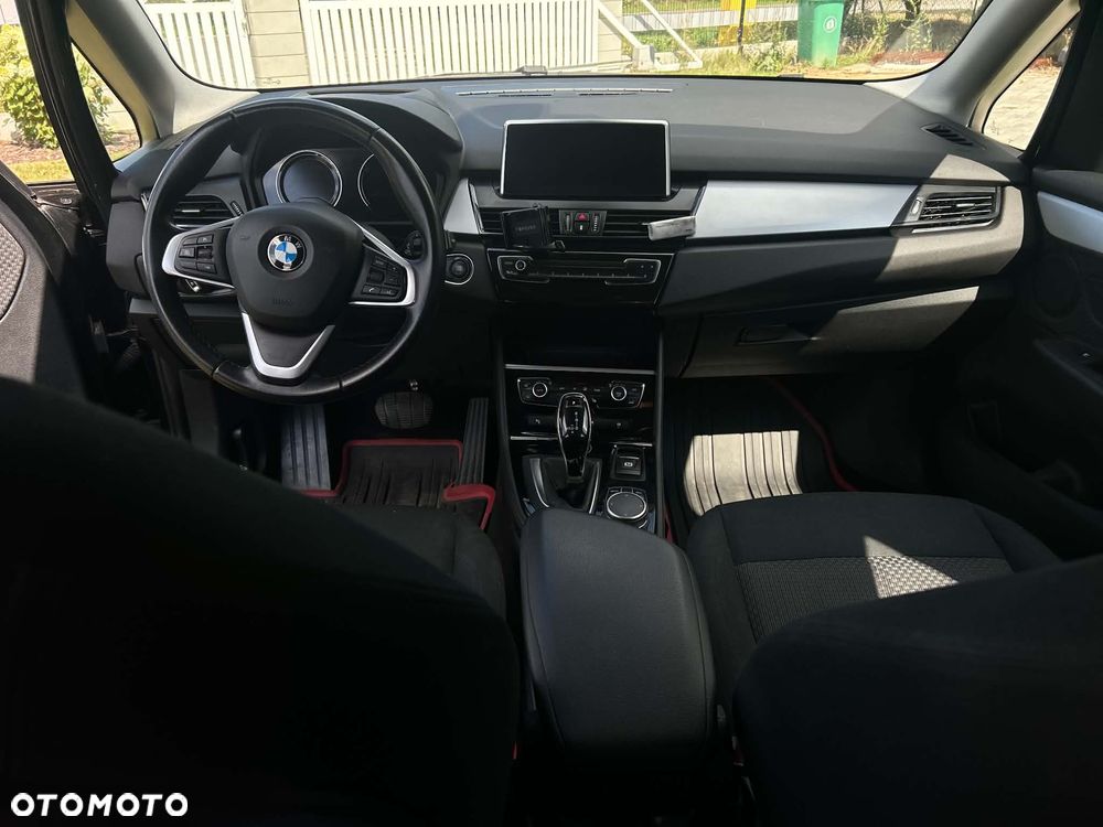 BMW Seria 2 218d xDrive Advantage - 16