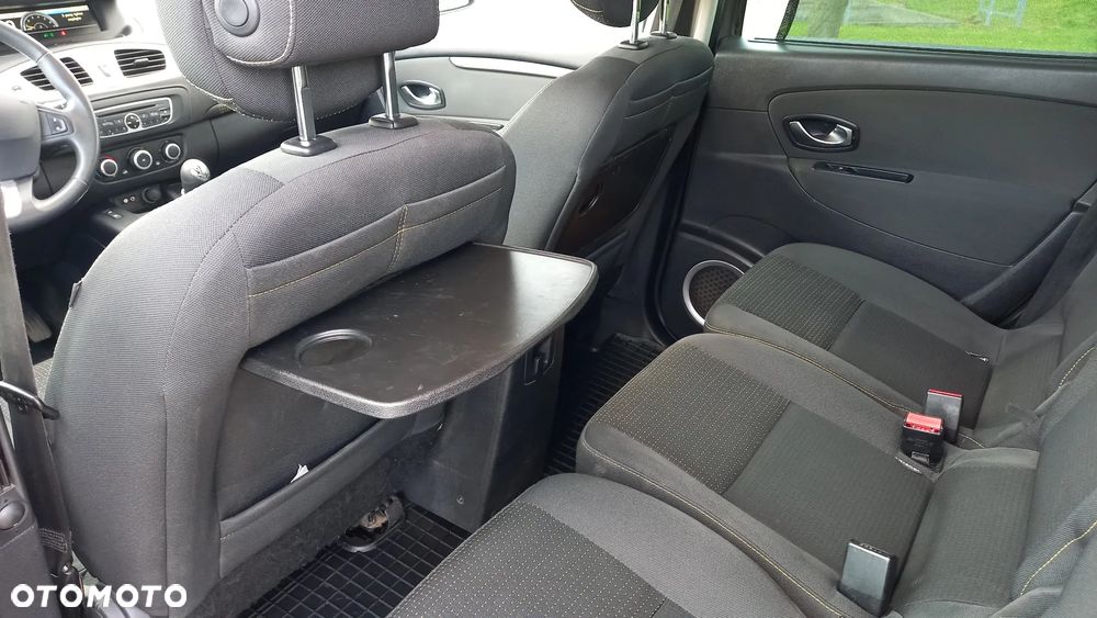 Renault Grand Scenic - 14