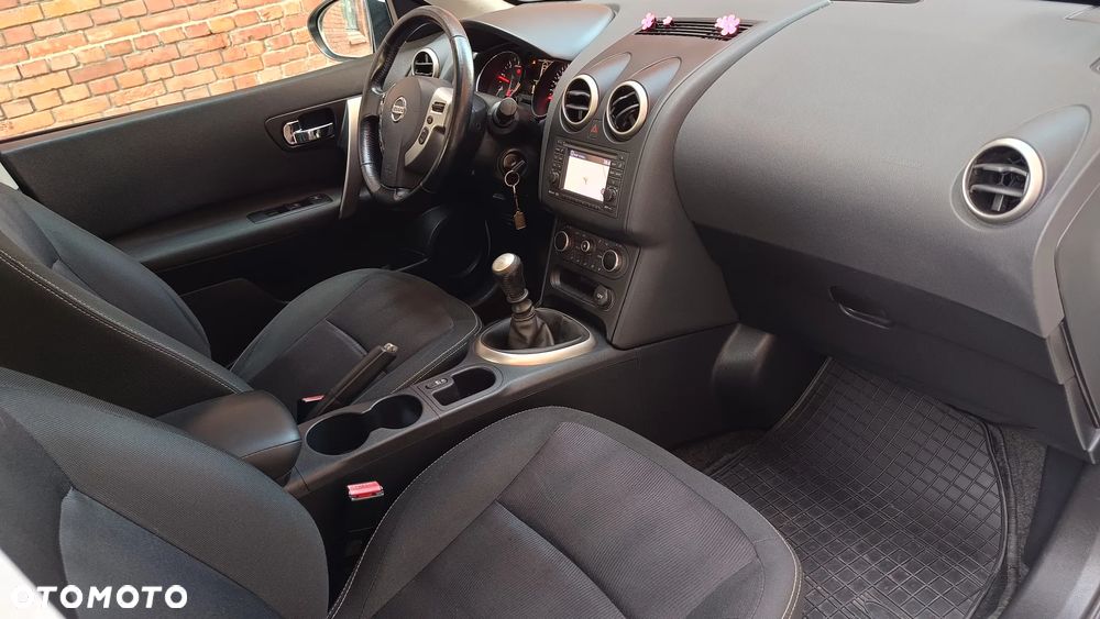 Nissan Qashqai - 18