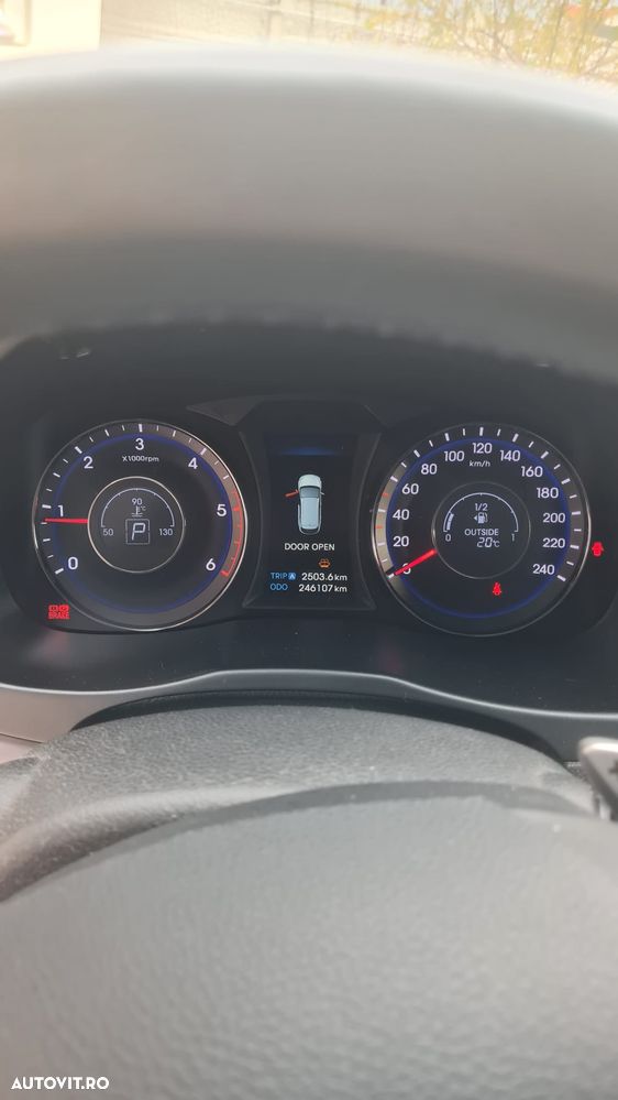 Hyundai i40 1.7 CRDI DPF Wagon Aut. Highway+ - 16