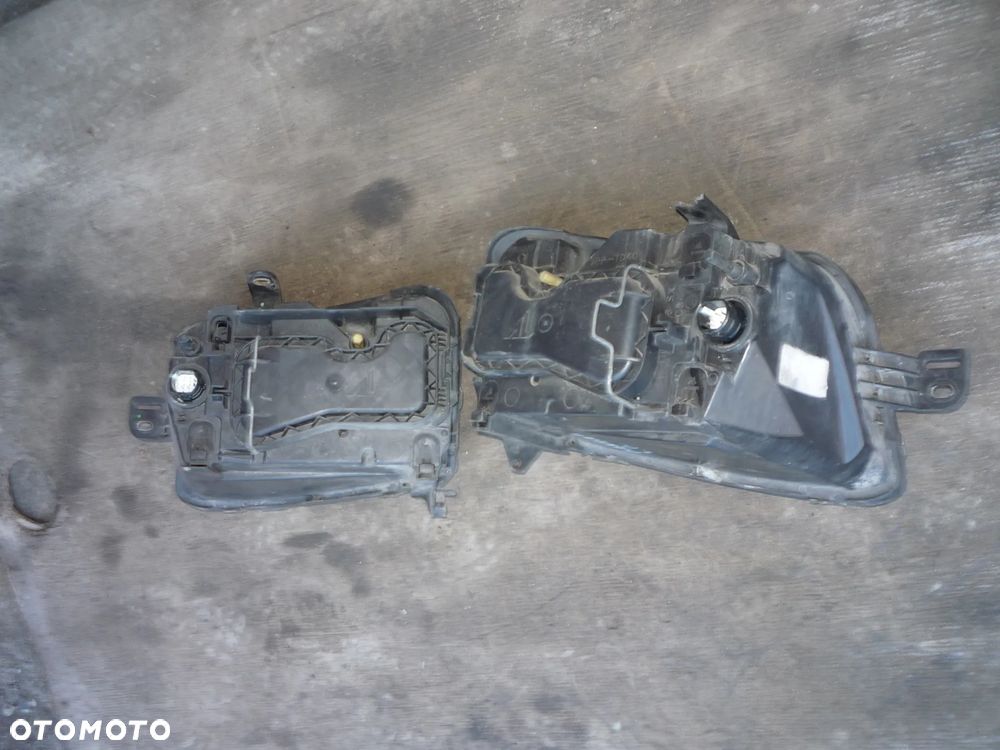 FIAT PANDA II LAMPA PRZEDNIA LEWA LUB PRAWA BIAŁA WTYCZKA - 4