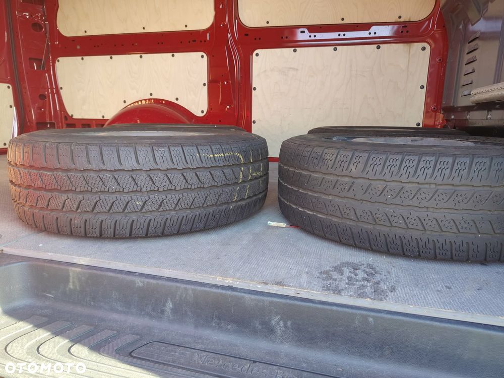 Mercedes-Benz VITO - 26