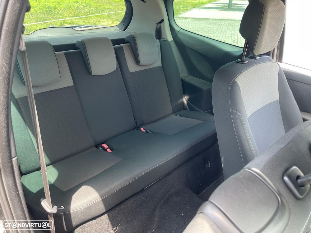 Renault Clio 1.2 16V GT - 10