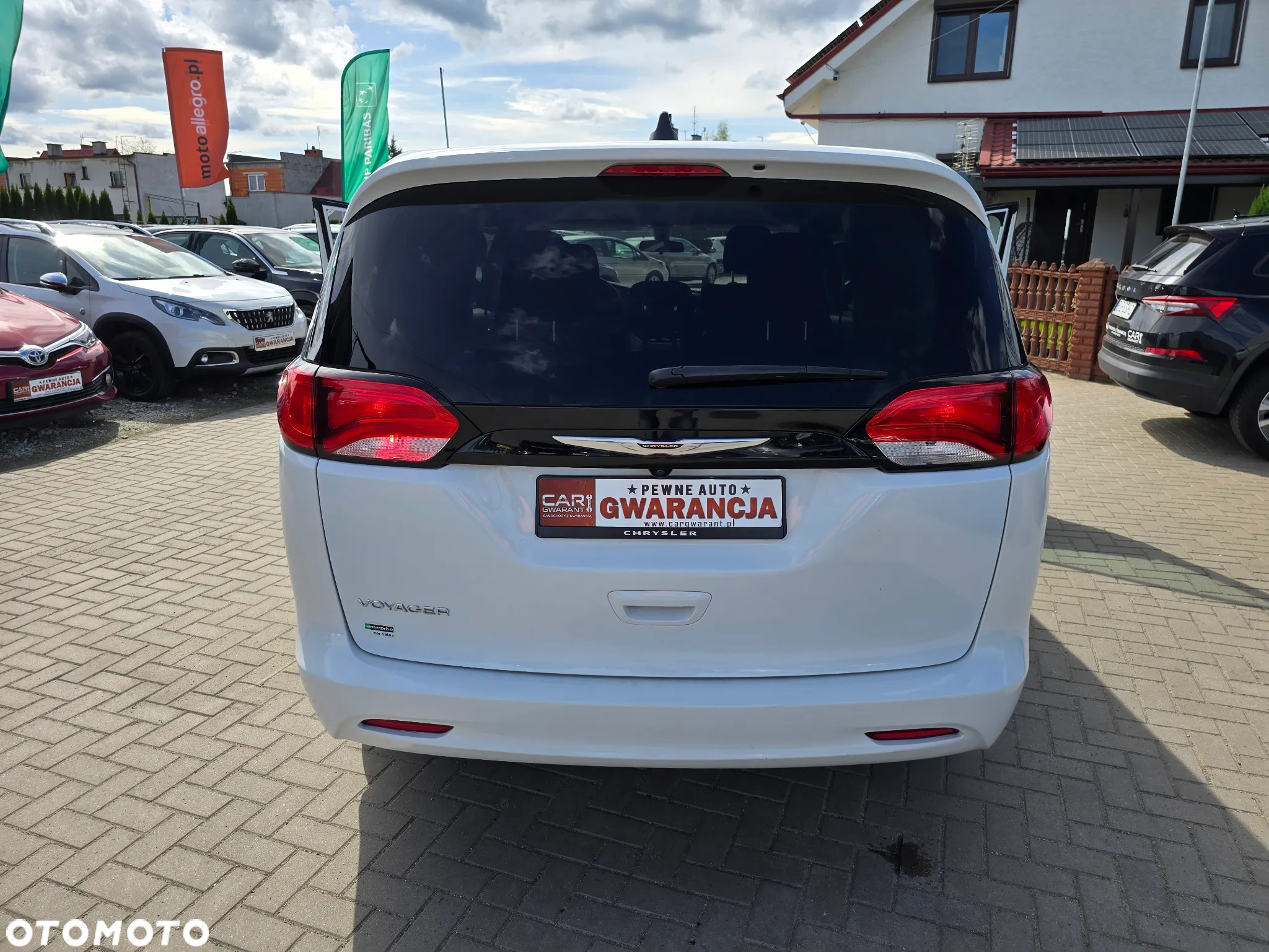 Chrysler Pacifica - 25