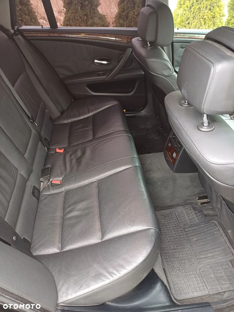 BMW Seria 5 530d xDrive - 22