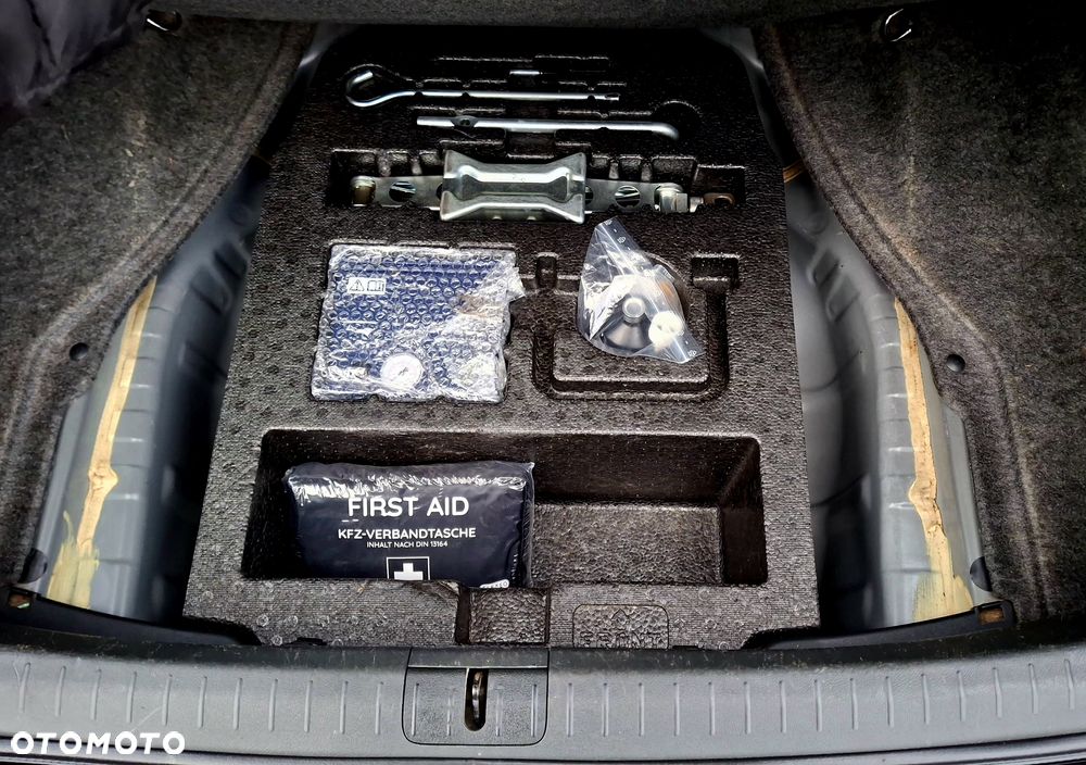 Honda Accord 2.0 Elegance - 35