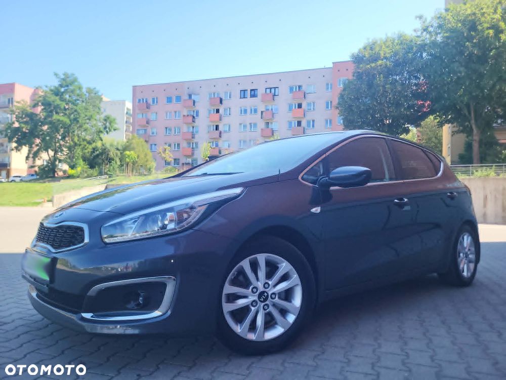 Kia Ceed 1.4 CVVT ISG Dream-Team Edition - 3