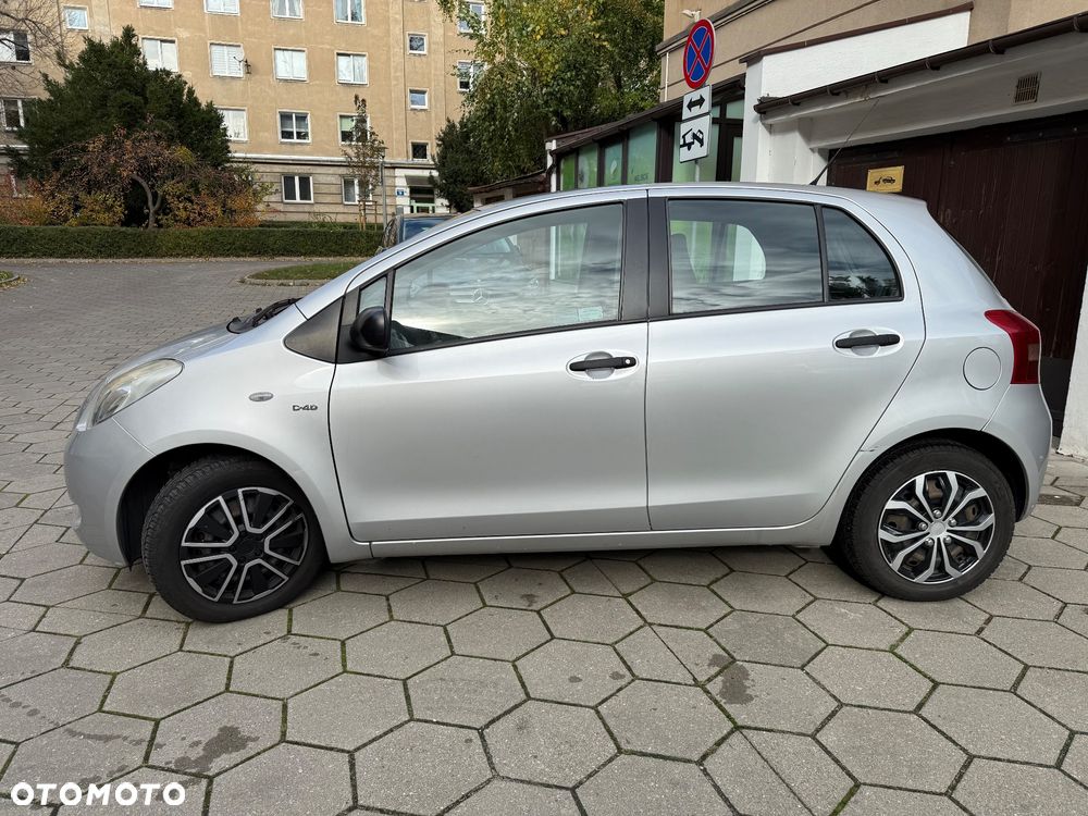 Toyota Yaris 1.4 D-4D Luna - 2
