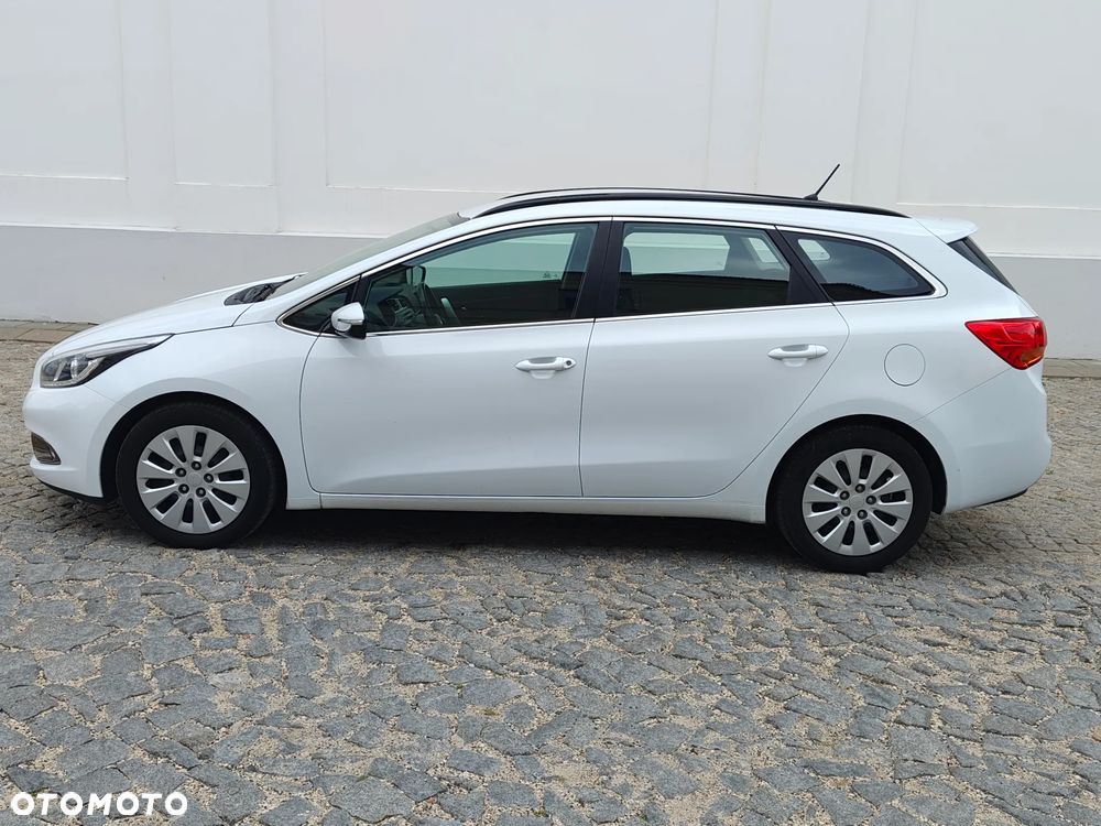 Kia Ceed 1.6 CRDi Business Line - 10