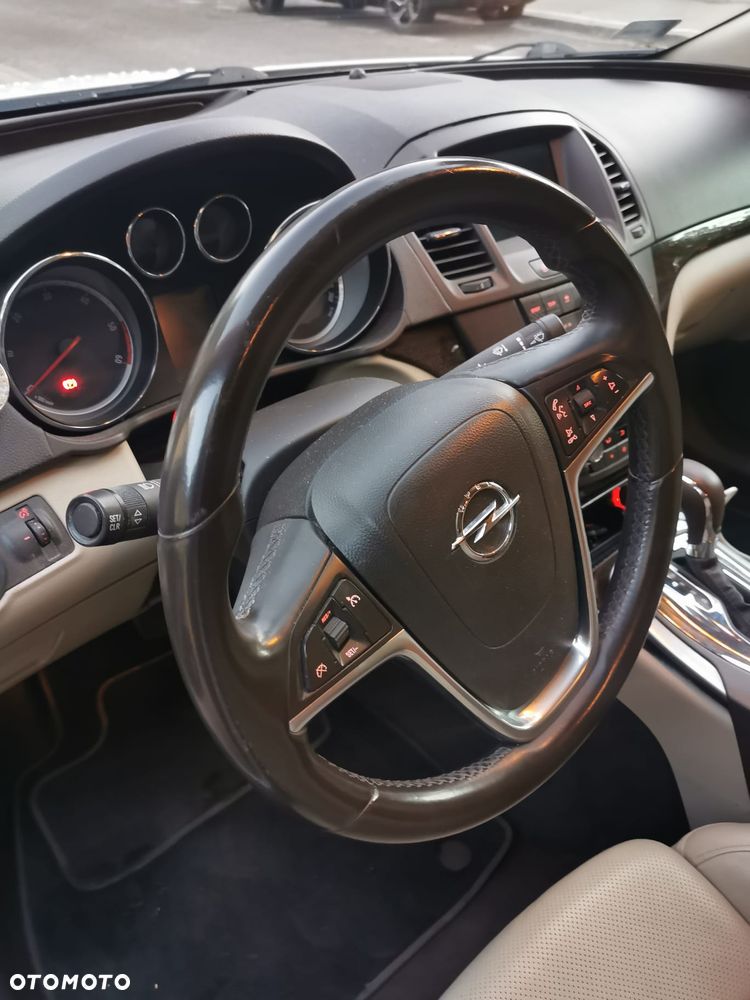 Opel Insignia 2.0 Bi Turbo CDTI 4x4 - 2