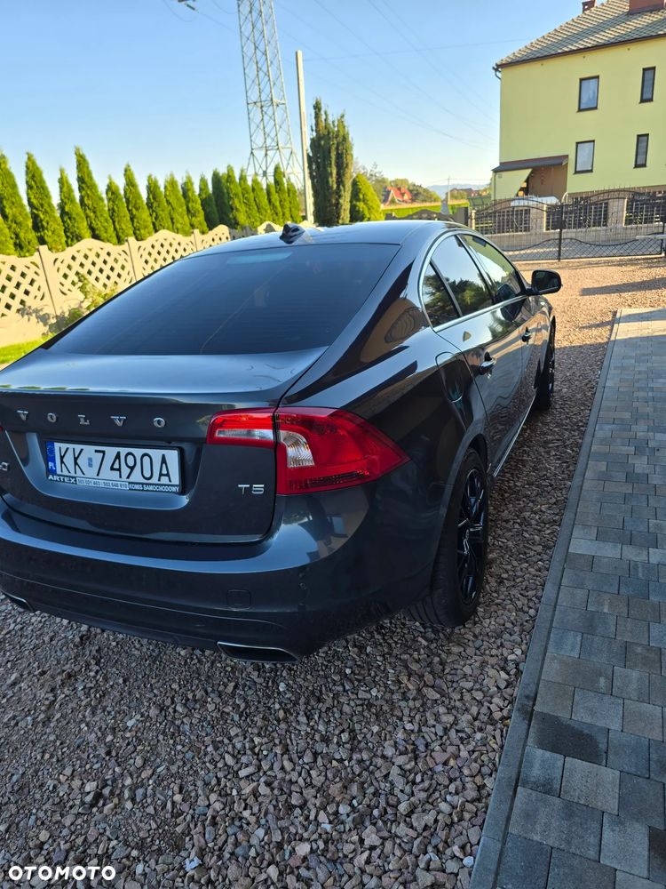 Volvo S60 - 9