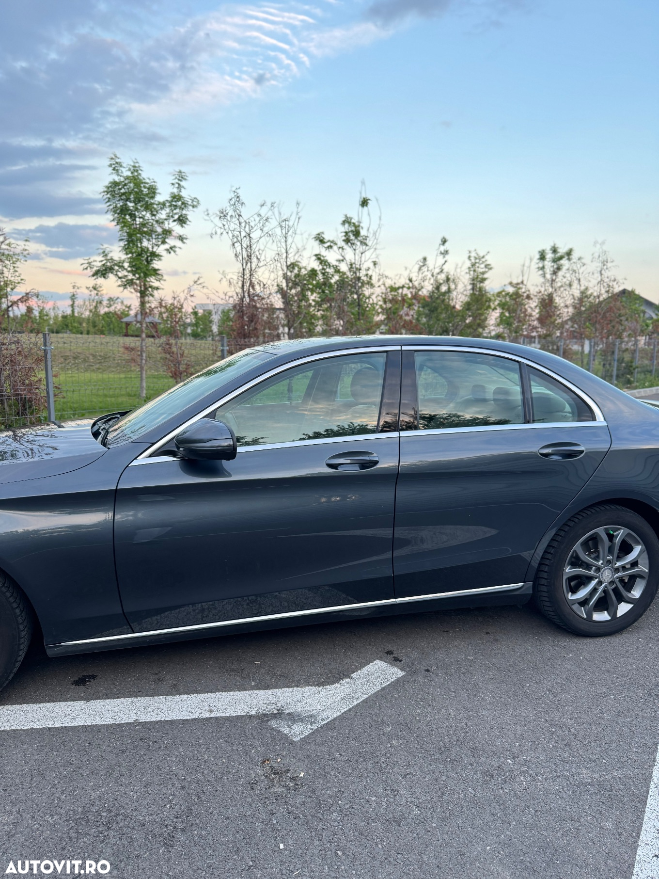 Mercedes-Benz C 300 BlueTec Hybrid - 3