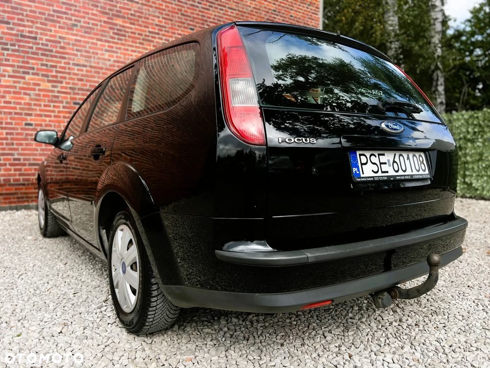 Ford Focus - 33