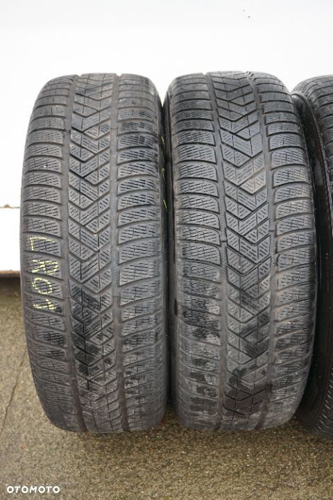 Land Rover 5x120 20 8,5J et47 Pirelli 255 55 20 - 12