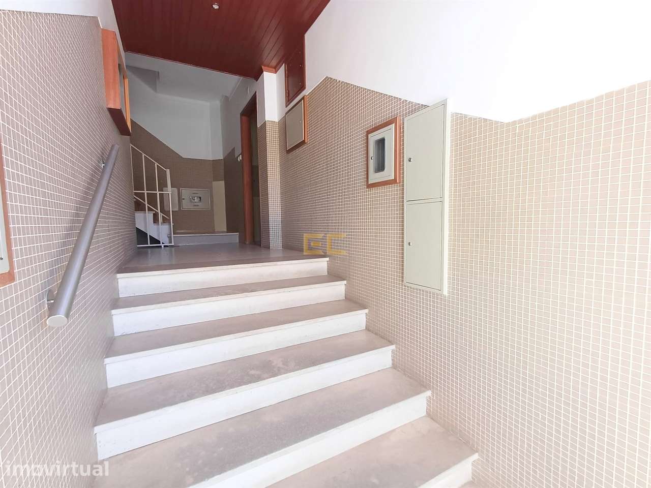 Apartamento T3 com Garagem e Vista Mar - Buarcos! - Grande imagem: 3/34