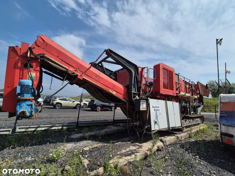 Finlay Terex J-1175