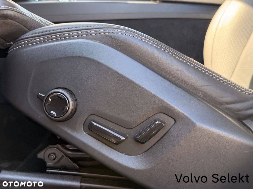 Volvo XC 60 - 28