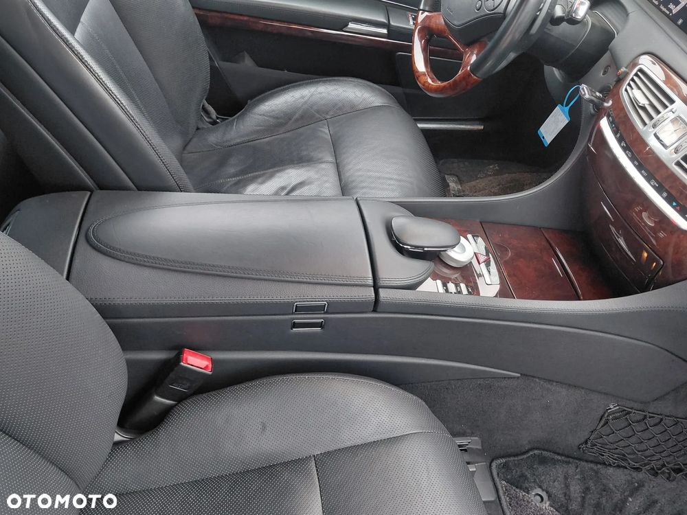 Mercedes-Benz CL 500 (BlueEFFICIENCY) 7G-TRONIC - 18