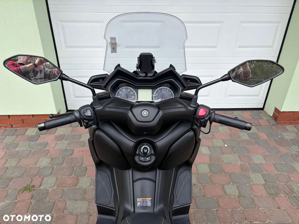 Yamaha X-max - 5