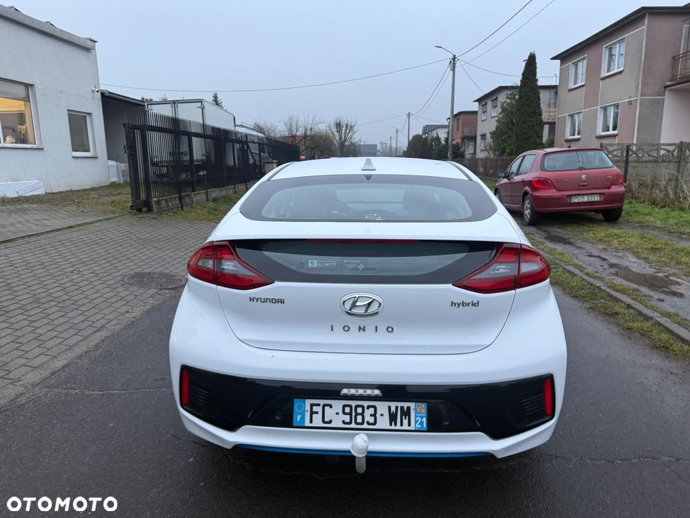 Hyundai IONIQ Hybrid Premium - 6