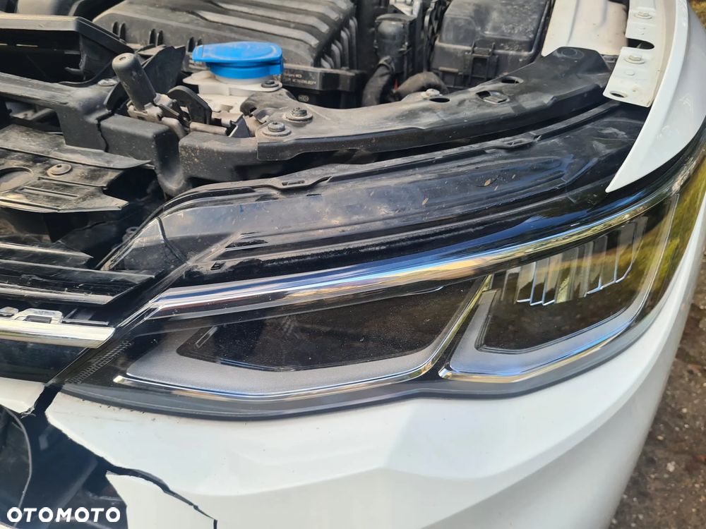 Volkswagen Golf - 18