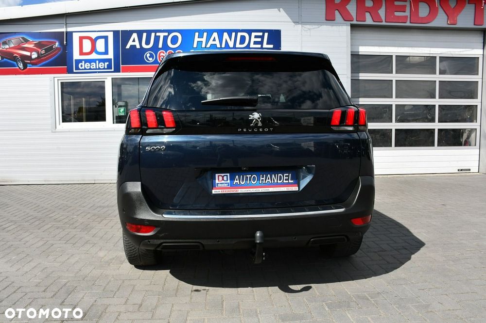 Peugeot 5008 - 13