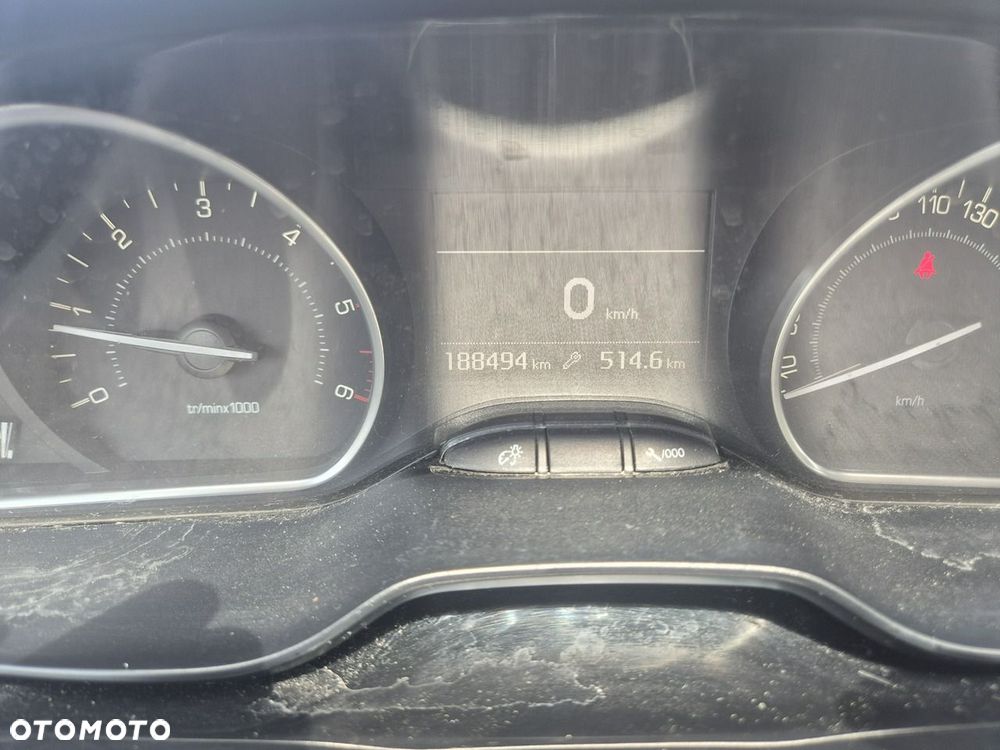 Peugeot 2008 - 15