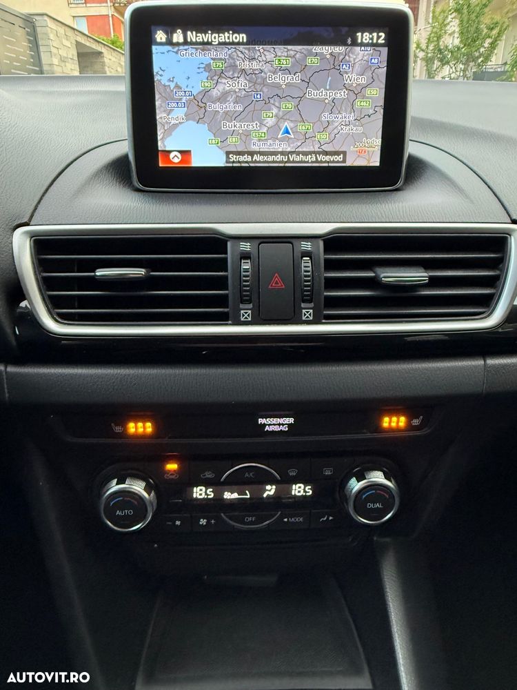 Mazda 3 SKYACTIV-G 120 NAKAMA - 21