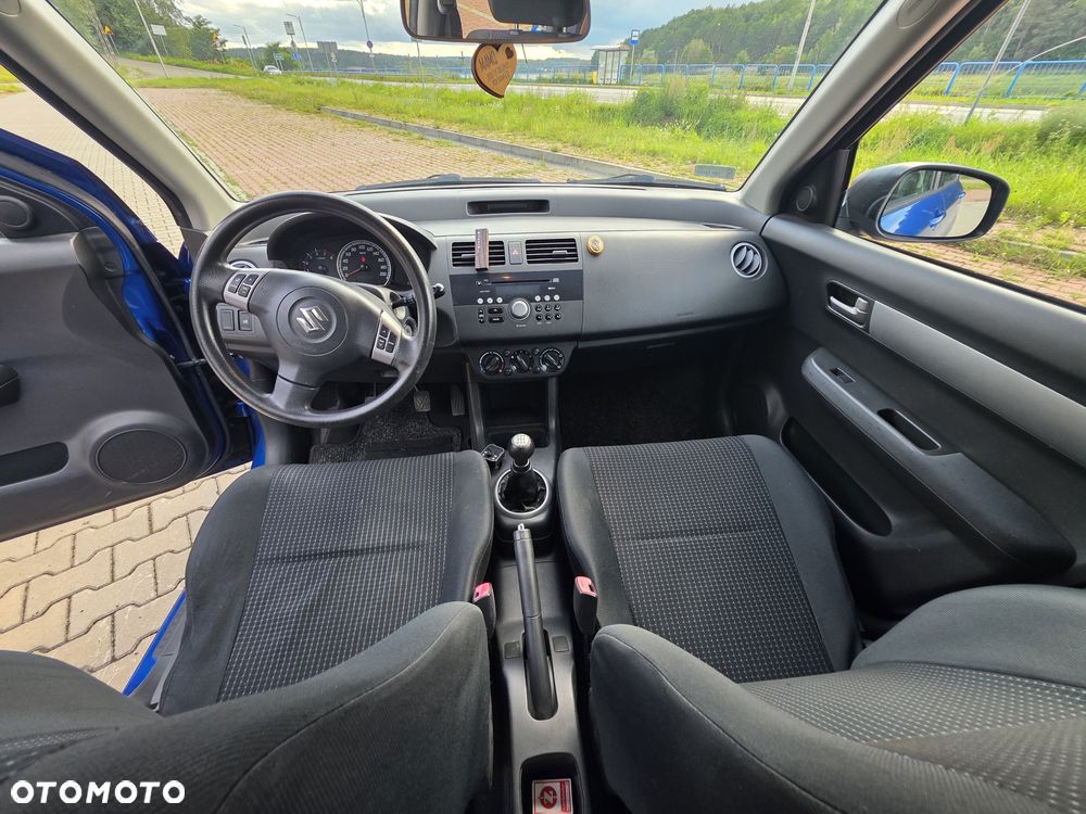 Suzuki Swift - 8