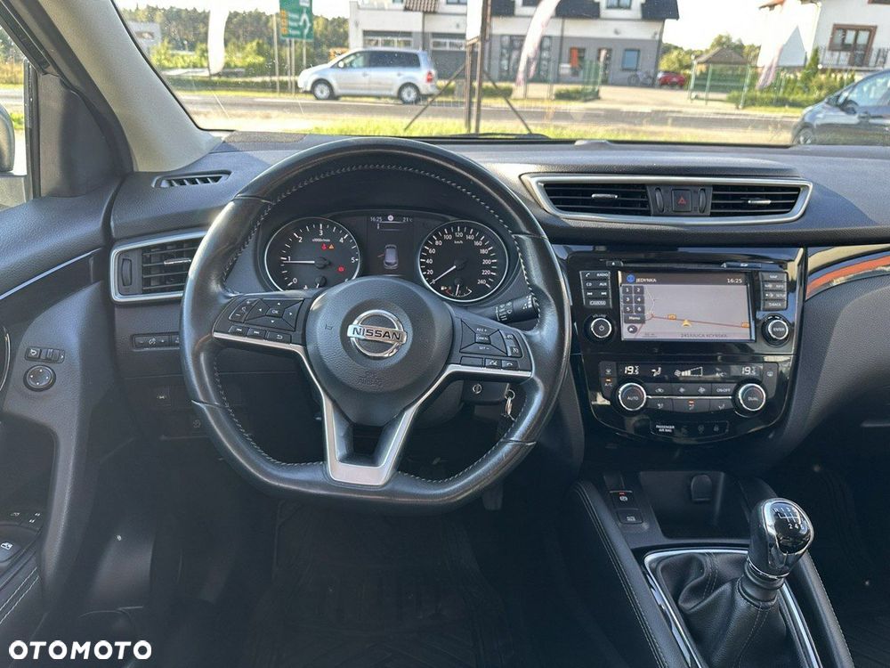 Nissan Qashqai 1.5 dCi N-Connecta - 15