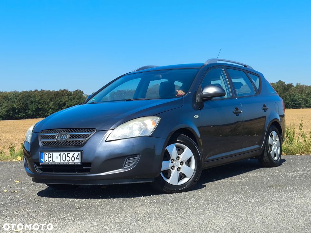 Kia Ceed - 6
