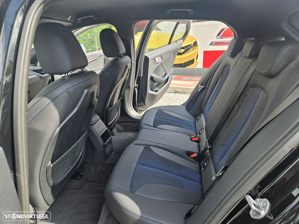 BMW 116 d Pack Desportivo M - 15