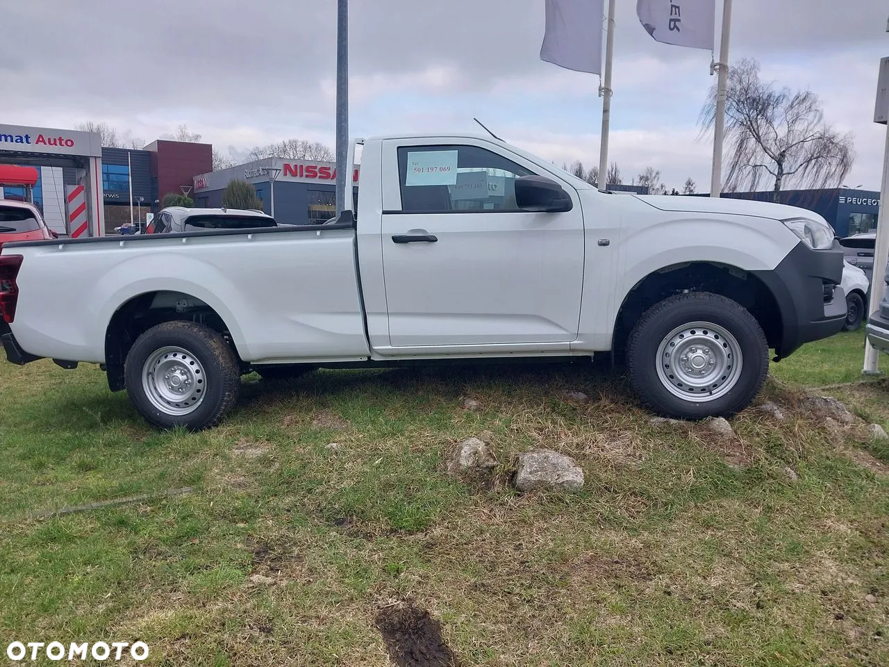 Isuzu D-Max 1.9 SC L - 12