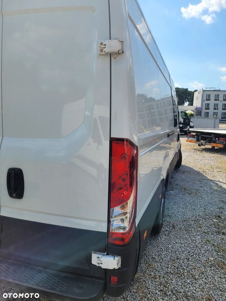 Iveco 35S18 - 10