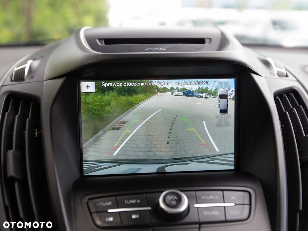 Ford Kuga - 37