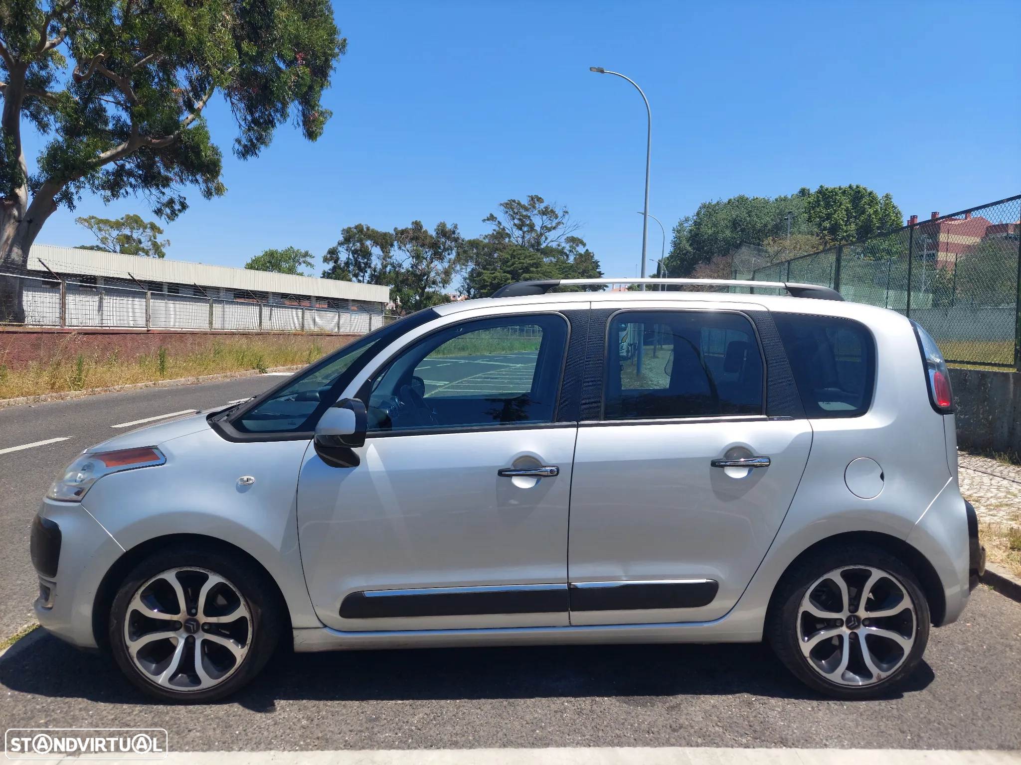 Citroën C3 Picasso 1.6 HDi Exclusive Airdream - 8