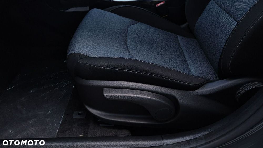 Kia XCeed - 10