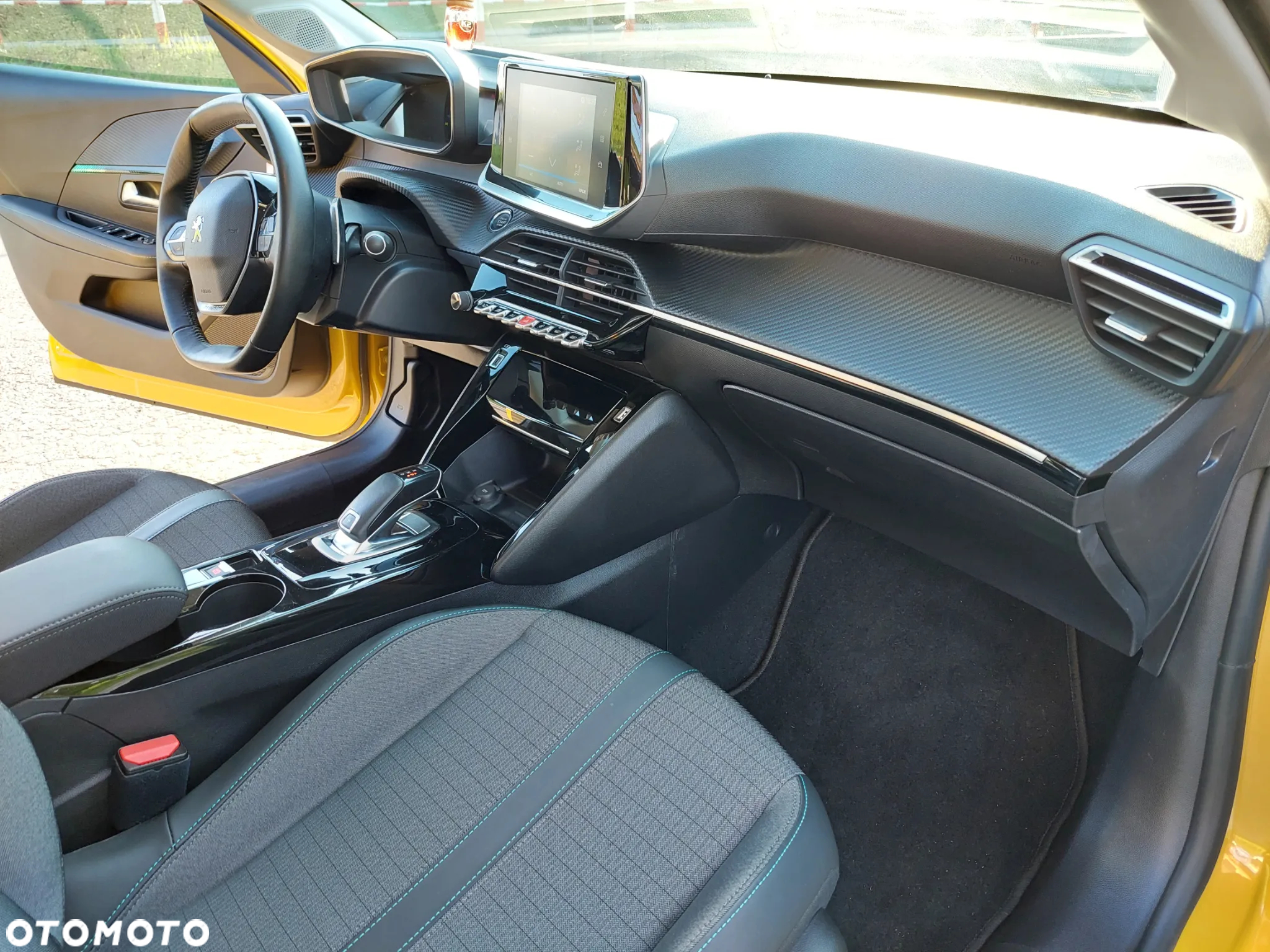 Peugeot 208 1.2 PureTech Allure Pack S&S EAT8 - 13
