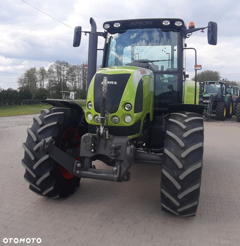 Claas Arion 620 - 10