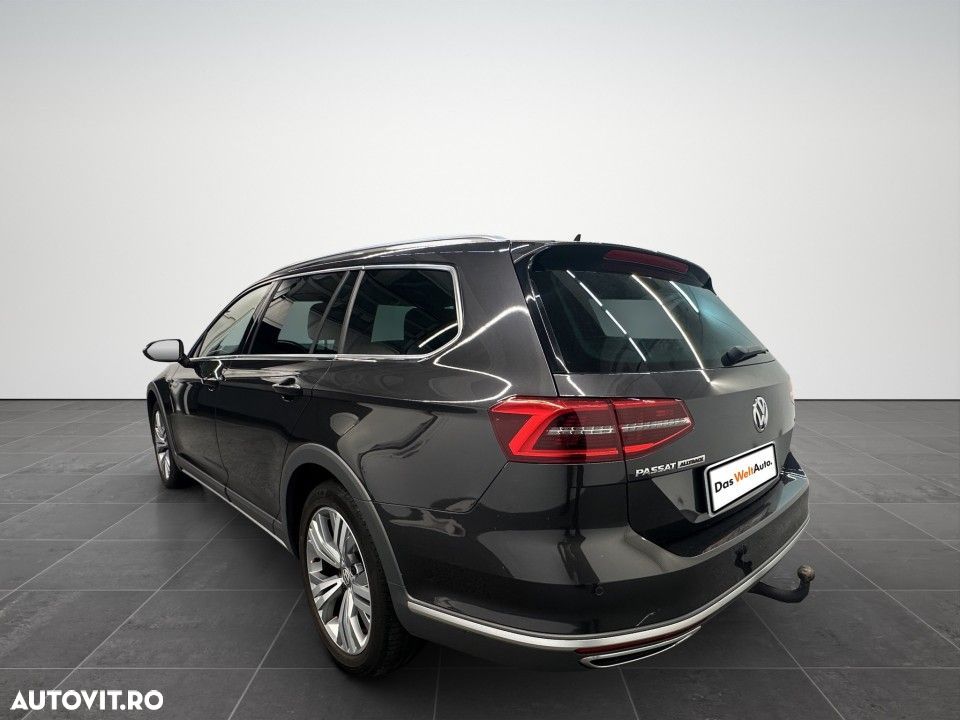 Volkswagen Passat - 7