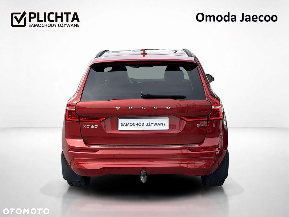 Volvo XC 60 B4 D Momentum - 5