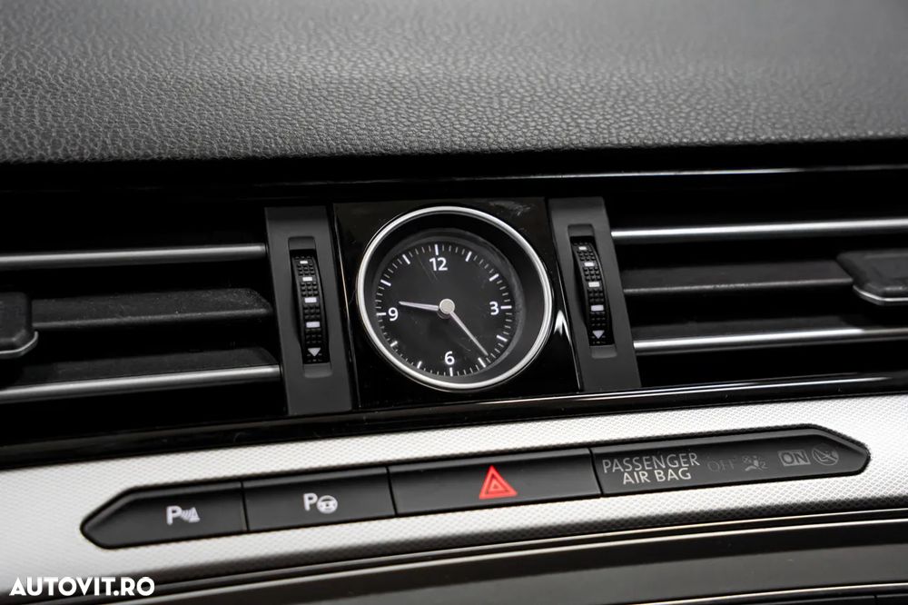 Volkswagen Passat 2.0 TDI SCR (BlueMotion Tech) 4Motion D Highline - 37