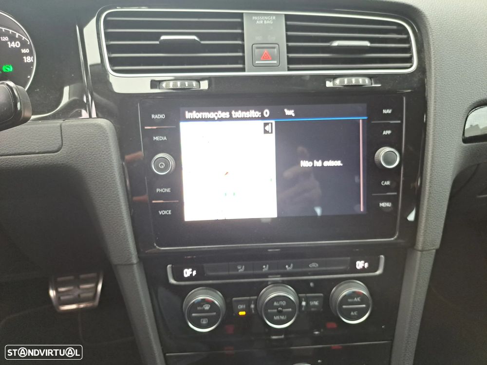 VW Golf 2.0 TDI DSG Sound - 20