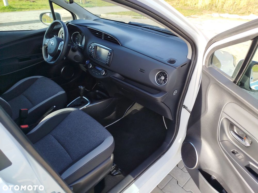 Toyota Yaris Hybrid 1.5 VVT-i Y20 Club - 18